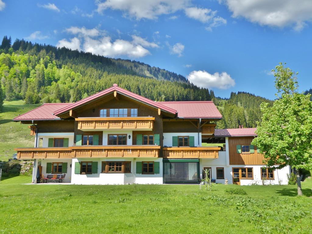 Siplinger Suites - Ferienwohnungen - Sauna Und Fitness Balderschwang Bagian luar foto